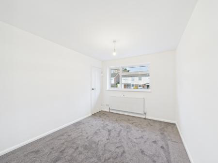 4 bedroom Semi-detached house for sale in Cheddington Close, Tilehurst, Reading, RG30
