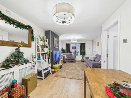 3 bedroom Terraced House for sale in Corwen Road, Tilehurst, Reading, RG30