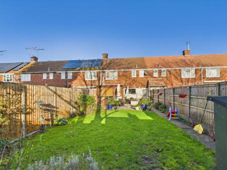 3 bedroom Terraced House for sale in Corwen Road, Tilehurst, Reading, RG30