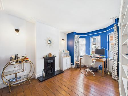 3 bedroom End of terrace house for sale in Elm Park Road, West Reading, Reading, RG30