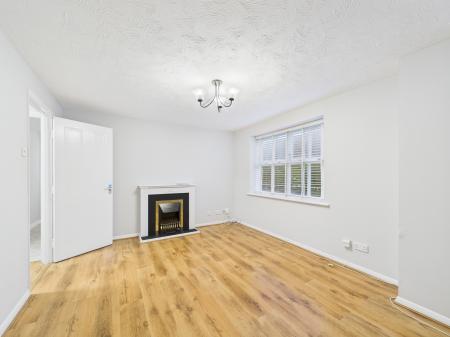 2 bedroom Flat for sale in Elm Park, Reading, RG30