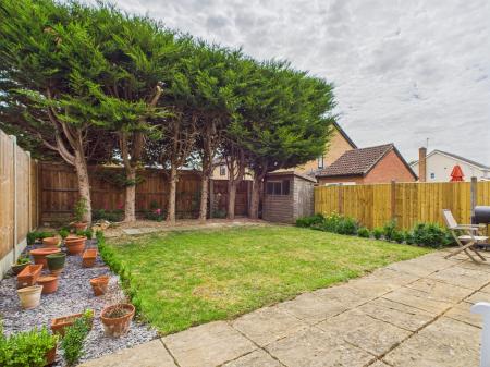 3 bedroom Detached house for sale in Fairlop Close, Calcot, Reading, RG31