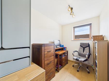 3 bedroom Detached house for sale in Fairlop Close, Calcot, Reading, RG31