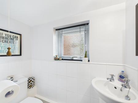 3 bedroom Detached house for sale in Halls Road, Tilehurst, Reading, RG30