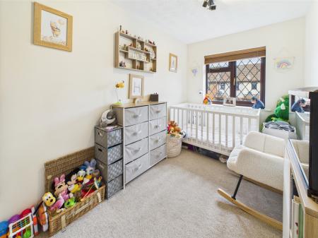 2 bedroom End of terrace house for sale in Hanbury Drive, Calcot, Reading, RG31