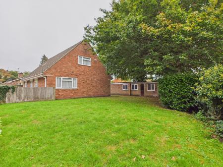 4 bedroom Detached house for sale in Holybrook Crescent, Southcote, Reading, RG30