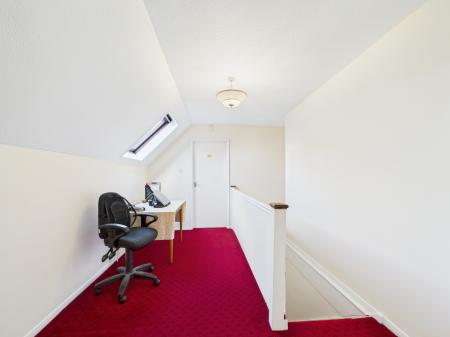 4 bedroom Detached house for sale in Holybrook Crescent, Southcote, Reading, RG30