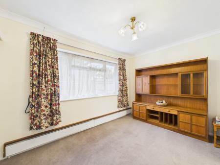 4 bedroom Detached house for sale in Holybrook Crescent, Southcote, Reading, RG30