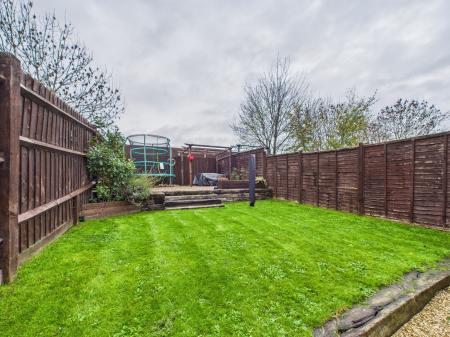 2 bedroom End of terrace house for sale in Latimer Drive, Calcot, Reading, RG31