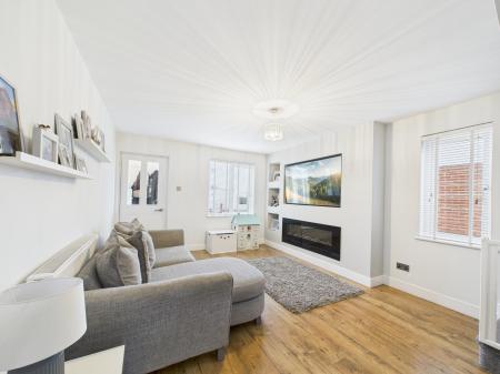 2 bedroom End of terrace house for sale in Latimer Drive, Calcot, Reading, RG31