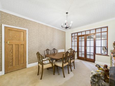 3 bedroom Semi-detached house for sale in Kenilworth Avenue, Southcote, Reading, RG30
