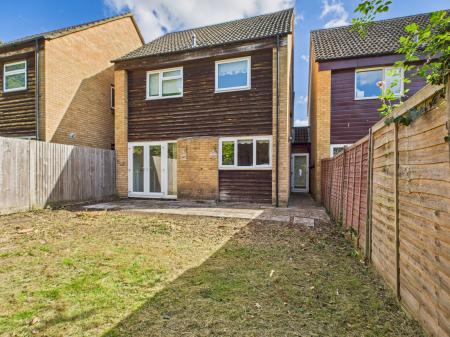 3 bedroom Link detached house for sale in Sandhills Way, Calcot, Reading, RG31