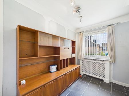 3 bedroom Link detached house for sale in Sandhills Way, Calcot, Reading, RG31