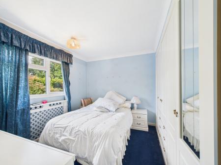 3 bedroom Link detached house for sale in Sandhills Way, Calcot, Reading, RG31