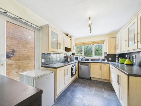 3 bedroom Link detached house for sale in Sandhills Way, Calcot, Reading, RG31
