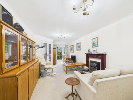 1 bedroom Flat for sale in Warwick Road, Reading, RG2