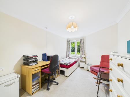 1 bedroom Flat for sale in Warwick Road, Reading, RG2