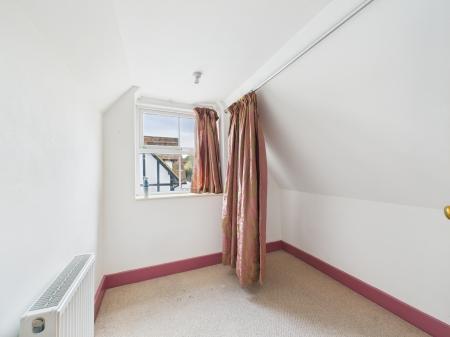 3 bedroom Semi-detached house to let in Reading Road, Lower Basildon, RG8