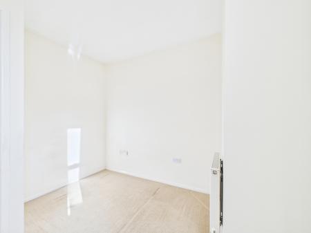 1 bedroom Flat to let in Wantage Road, Reading, RG30