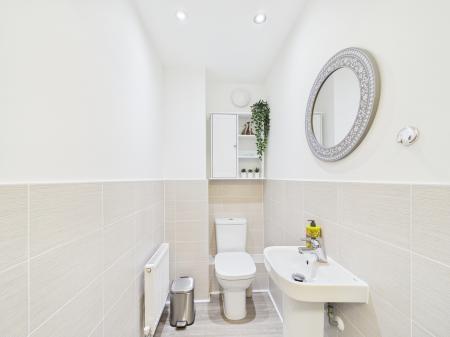 3 bedroom Detached house for sale in Shipridge Drive, Spencers Wood, Reading, RG7