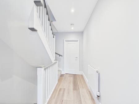 4 bedroom Semi-detached house to let in Maine Street, Reading, RG2