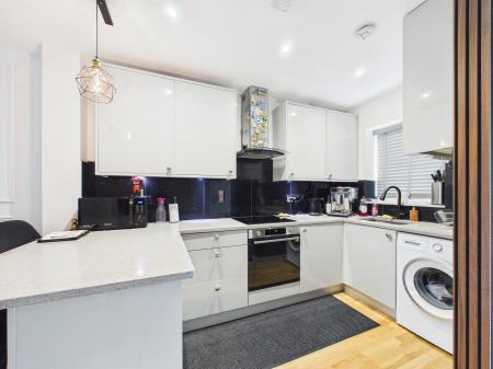 2 bedroom End of terrace house for sale in Leven Street, Tilehurst, Reading, RG30