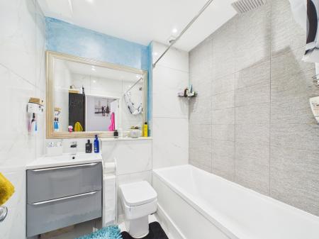 2 bedroom End of terrace house for sale in Leven Street, Tilehurst, Reading, RG30