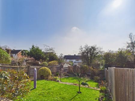 4 bedroom Semi-detached house for sale in Mandeville Close, Tilehurst, Reading, RG30