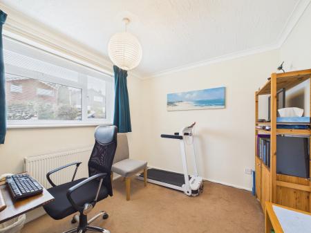 4 bedroom Semi-detached house for sale in Mandeville Close, Tilehurst, Reading, RG30