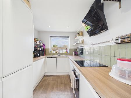 2 bedroom Flat for sale in Inglewood Court, Reading, Reading, RG30