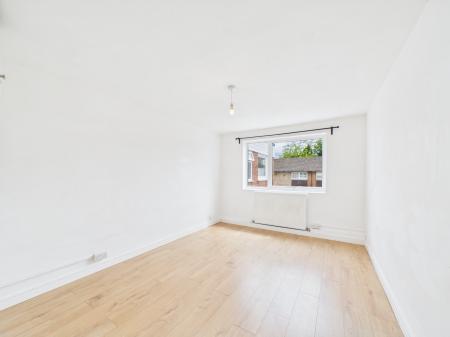 2 bedroom Flat for sale in Inglewood Court, Reading, Reading, RG30