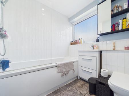 2 bedroom Flat for sale in Inglewood Court, Reading, Reading, RG30