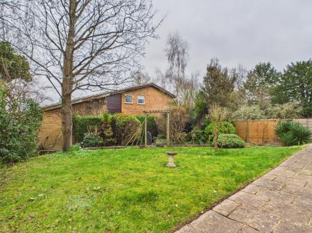 4 bedroom Detached house for sale in Hazel Road, Purley, Reading, RG8