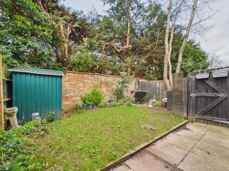 1 bedroom Flat for sale in Maiden Place, Lower Earley, Reading, RG6