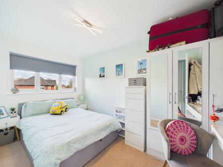 3 bedroom Semi-detached house for sale in Goldcrest Way, Tilehurst, Reading, RG31