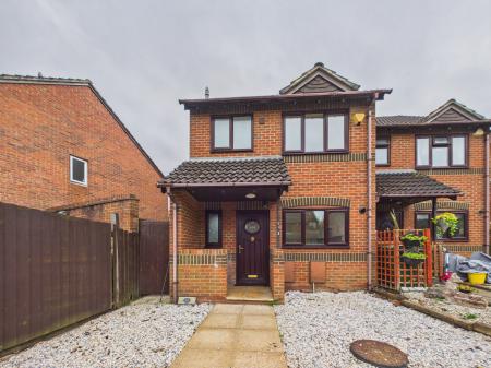 Derrick Close, Tilehurst, RG31