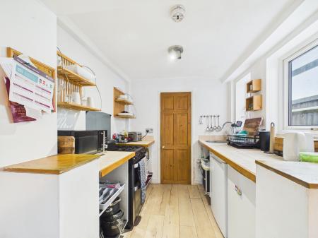 2 bedroom Terraced House to let in Polsted Road, Tilehurst, RG31