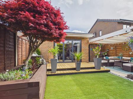 2 bedroom Bungalow for sale in Camden Place, Calcot, Reading, RG31