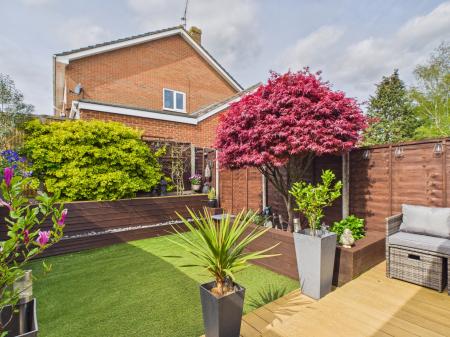 2 bedroom Bungalow for sale in Camden Place, Calcot, Reading, RG31
