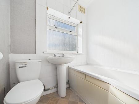 3 bedroom Semi-detached house for sale in Hartland Road, Reading, Reading, RG2