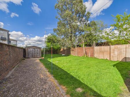 3 bedroom Semi-detached house for sale in Hartland Road, Reading, Reading, RG2