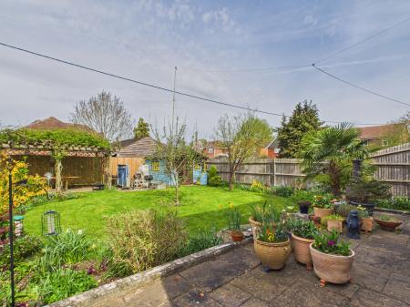 4 bedroom Detached house for sale in Colyton Way, Purley, Reading, RG8