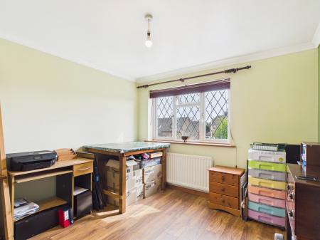 4 bedroom Detached house for sale in Colyton Way, Purley, Reading, RG8