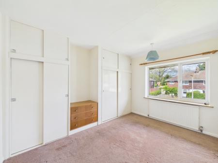 3 bedroom Semi-detached house for sale in Fairway Avenue, Tilehurst, Reading, RG30