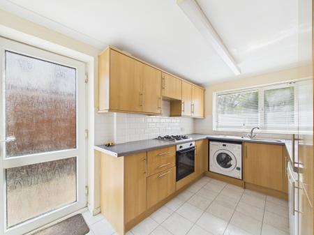 3 bedroom Semi-detached house for sale in Fairway Avenue, Tilehurst, Reading, RG30