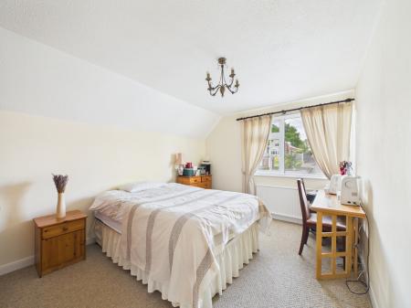 4 bedroom Detached house for sale in Trelleck Road, Coley, Reading, RG1