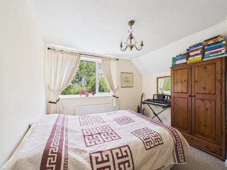 4 bedroom Detached house for sale in Trelleck Road, Coley, Reading, RG1