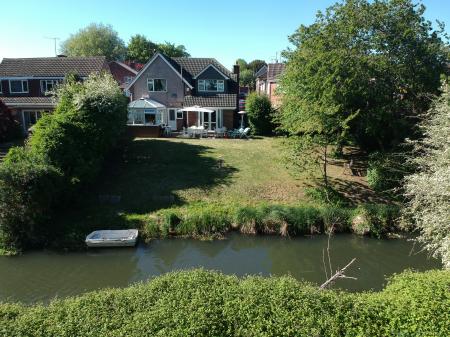 4 bedroom Detached house for sale in Trelleck Road, Coley, Reading, RG1