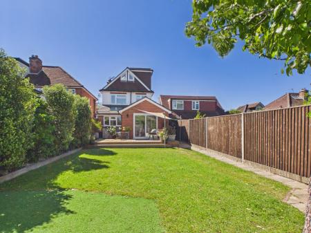 4 bedroom Detached house for sale in City Road, Tilehurst, Reading, RG31