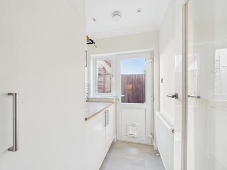 4 bedroom Detached house for sale in City Road, Tilehurst, Reading, RG31